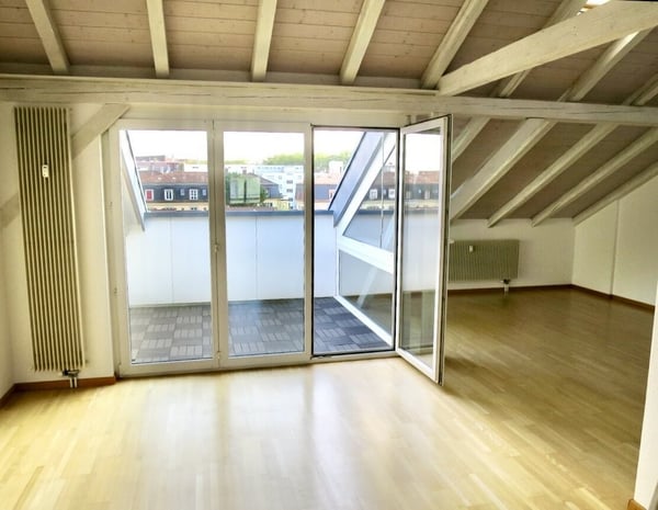 Schöne Dachwohnung im Breitenrainquartier 3