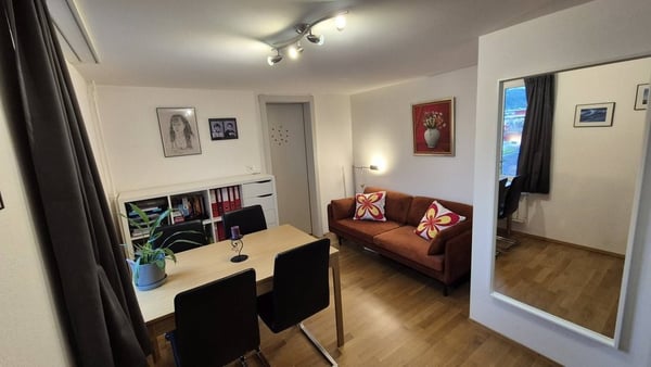 Sanierte, helle Wohnung an top Lage! 10