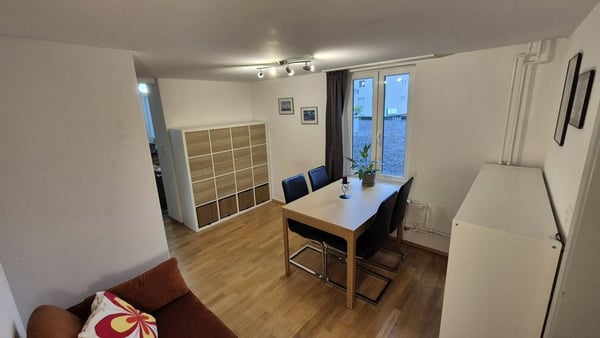 Sanierte, helle Wohnung an top Lage! 9