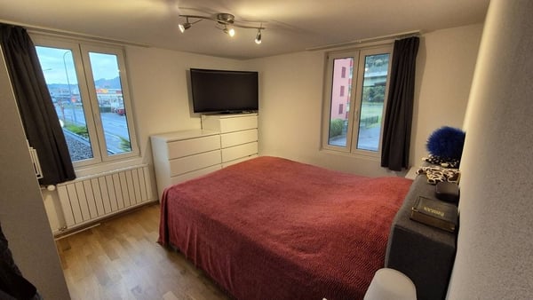 Sanierte, helle Wohnung an top Lage! 4