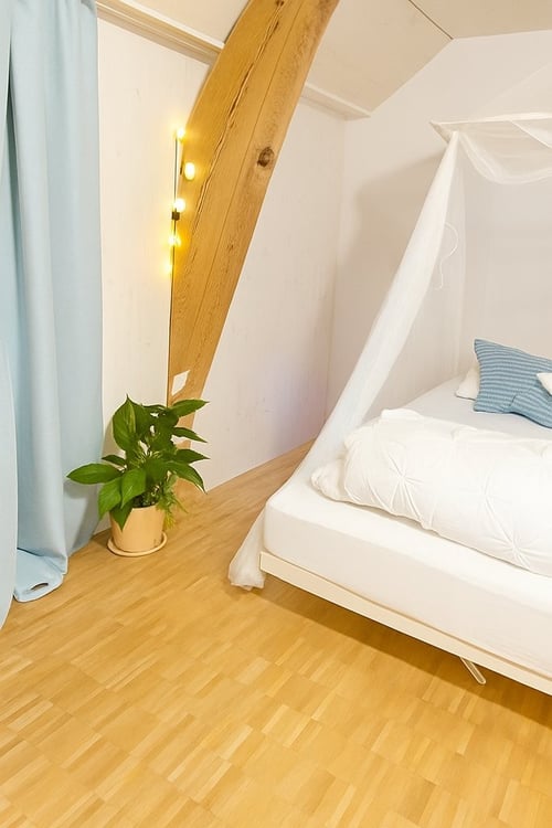 3-stöckiges 1.5-Zimmer-Reiheneinfamilienhaus in Herrenschwanden 8