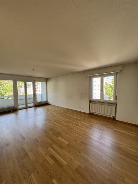 CHARMANTE 3.5-ZIMMERWOHNUNG AN ZENTRALER LAGE 5