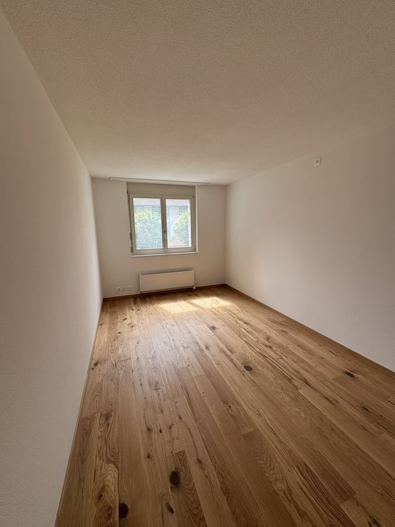 Hochwertig sanierte 5.5-Zimmer-Wohnung an familienfreundlicher Lage 8