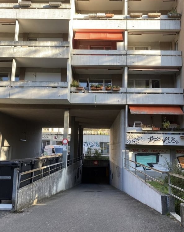 Einstellhallenplatz im Herzen der Lorraine! 2