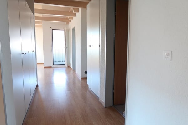 Helle 4.5-Zimmer-Wohnung im Dachgeschoss 9