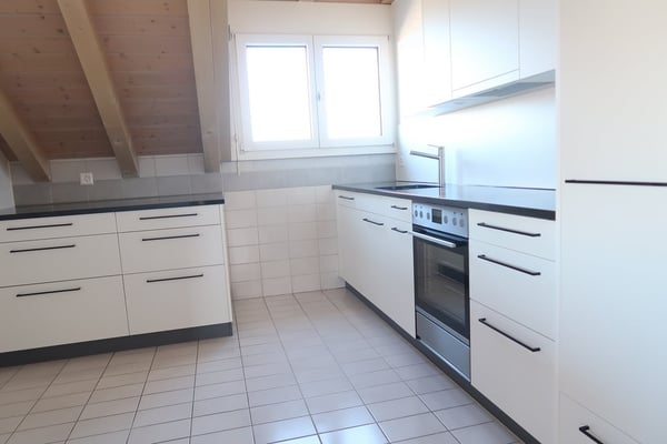 Helle 4.5-Zimmer-Wohnung im Dachgeschoss 2