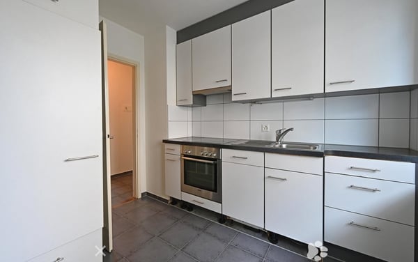 helle 3-Zimmer-Wohnung im Herzen von Biel 2
