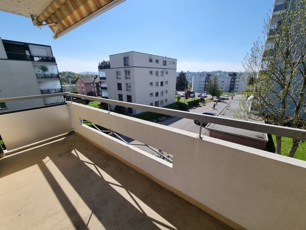 Joli appartement de 3.5 pièces dans le quartier du Schoenberg 9