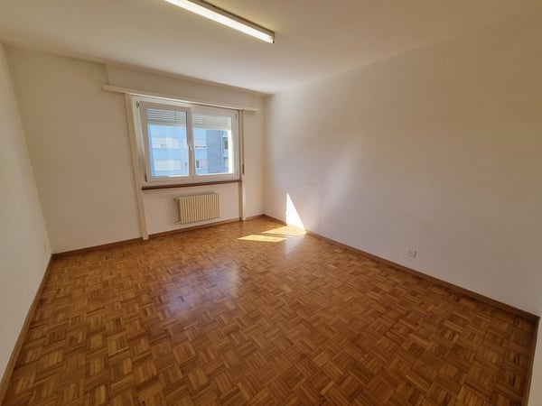 Joli appartement de 3.5 pièces dans le quartier du Schoenberg 6