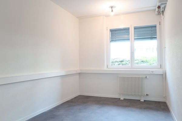 Helles, neu saniertes Büro - modern, komfortabel, bereit für Ihr Team 7