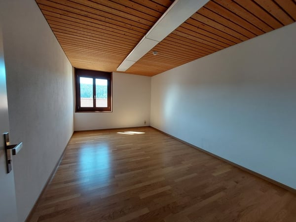 Grand bureau au 4ème étage de 182m2 7