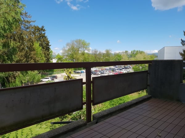 Ihr neues Zuhause: Lichtdurchflutete 4.5 Zimmerwohnung mit Balkon 12