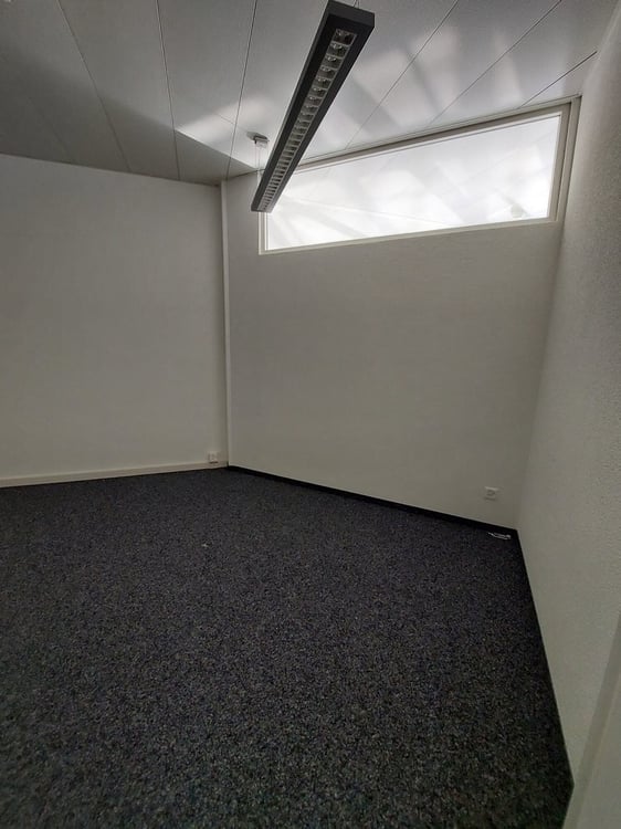 Helle und zentrale Bürofläche in Huttwil zu vermieten 5