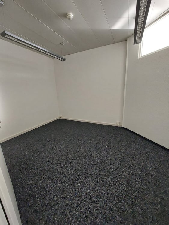 Helle und zentrale Bürofläche in Huttwil zu vermieten 4