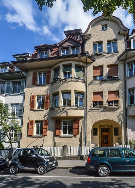 Wunderschöne Altbauwohnung mit Aussicht 1