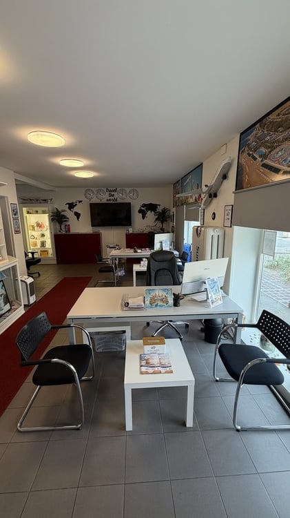 Attraktives Büro oder Ladenlokal im Zentrum von Bümpliz zu vermieten 4