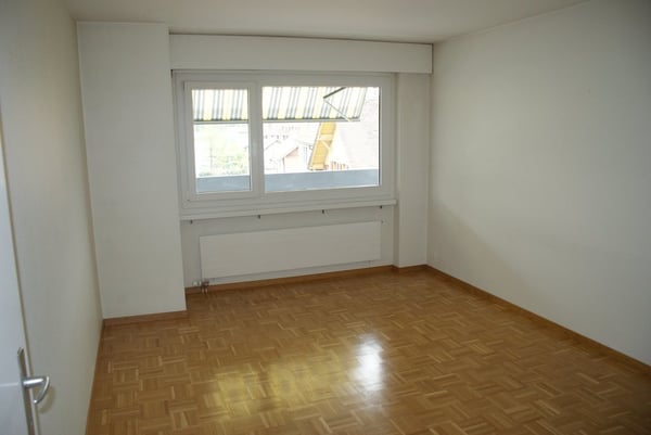 Am Fusse des Bözingenberges - modern und zentral wohnen 5