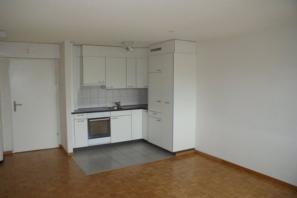 Am Fusse des Bözingenberges - modern und zentral wohnen 3