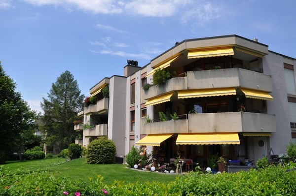 4.5-Zimmer-Wohnung mit Cheminée und Aussicht