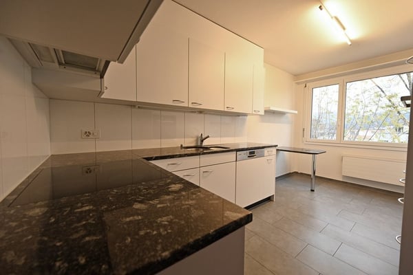 SCHÖNE 6.5-ZIMMER-MAISONETTE-WOHNUNG IN GÜMLIGEN 3