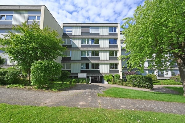 SCHÖNE 6.5-ZIMMER-MAISONETTE-WOHNUNG IN GÜMLIGEN