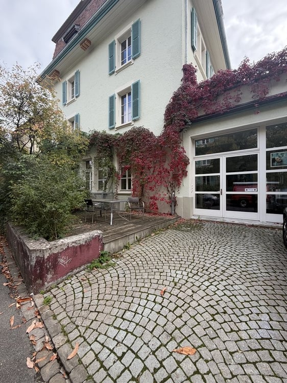 Grosser Raum inkl. eigenem Gartensitzplatz zu vermieten 2