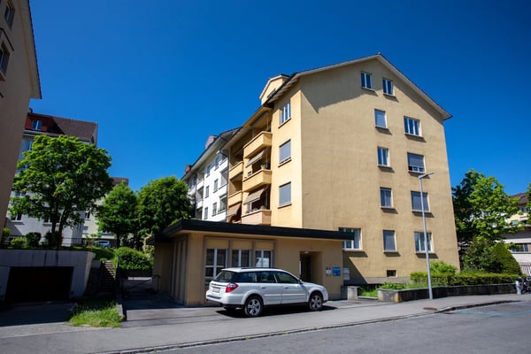 Moderne 2-Zimmer-Studio-Wohnung in Bern Weissenbuehl 1