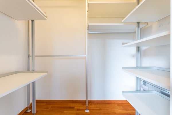 Attraktive & grosszügige Dachwohnung mit Terrasse im Breitsch 16