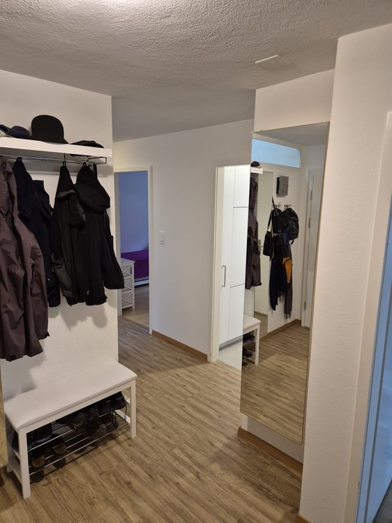 Familienfreundliche 4-Zimmer-Wohnung mit Balkon 3