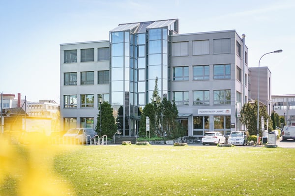 Arbeiten am See ! Gewerbeflächen 1-2 Zimmer ausbaubar 18