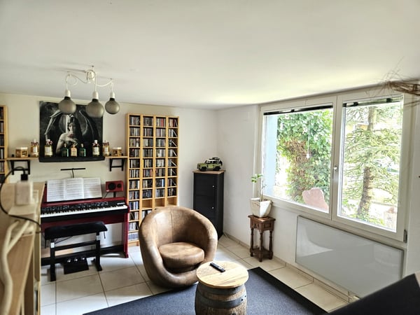 Charmantes 2.5-Zimmer-Bauernhaus mit grosszügigem Garten in Herznach-Ueken 9