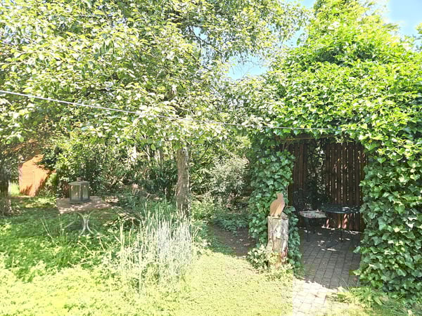 Charmantes 2.5-Zimmer-Bauernhaus mit grosszügigem Garten in Herznach-Ueken 48