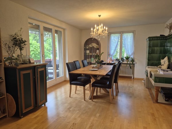 Charmantes 5-Zimmer-Einfamilienhaus zur Miete in Muhen 3