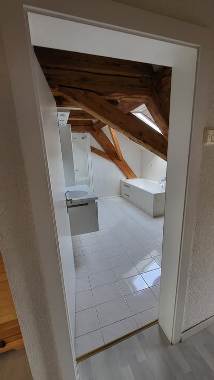 Geräumige 5.5-Zimmer-Dachwohnung mit Terrasse in Muhen 9