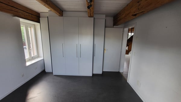 Geräumige 5.5-Zimmer-Dachwohnung mit Terrasse in Muhen 2