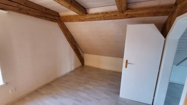 Geräumige 5.5-Zimmer-Dachwohnung mit Terrasse in Muhen 5