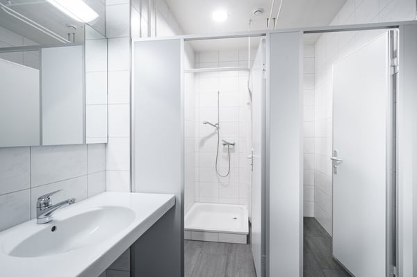 Arbeiten am See ! Gewerbeflächen 1-10 Zimmer ausbaubar 10