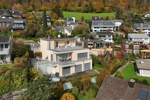 Luxuriöses 1.5-Zimmer Einfamilienhaus an bester Panorama-Lage 10