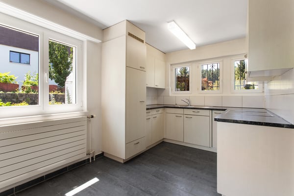 Charmantes 5.5-Zimmer-Einfamilienhaus mit traumhaftem Garten in ruhige 4