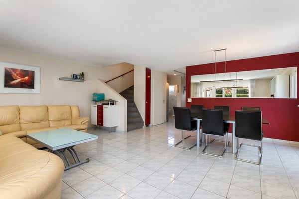 RESERVIERT! Gemütliches Doppel-Haus mit idyllischen Garten zum Einzieh 3