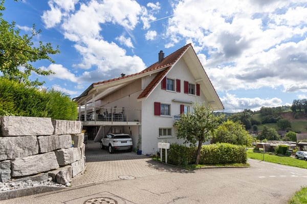 Mehrgenerationenhaus mit Ausbau-Potential 12