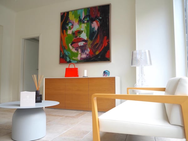 Pièce indépendante dans institut beauté 1