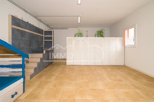 Local commercial / artisanal de 13 m² 1