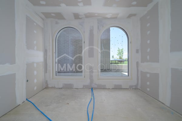 Surface professionnelle d'exception de 124 m² dans un quartier neuf et dynamique 10