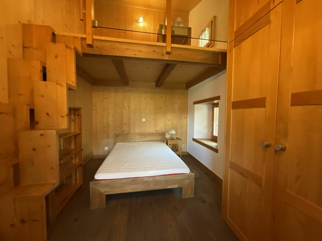 Appartement et terrain à vendre dans le village de Vollèges