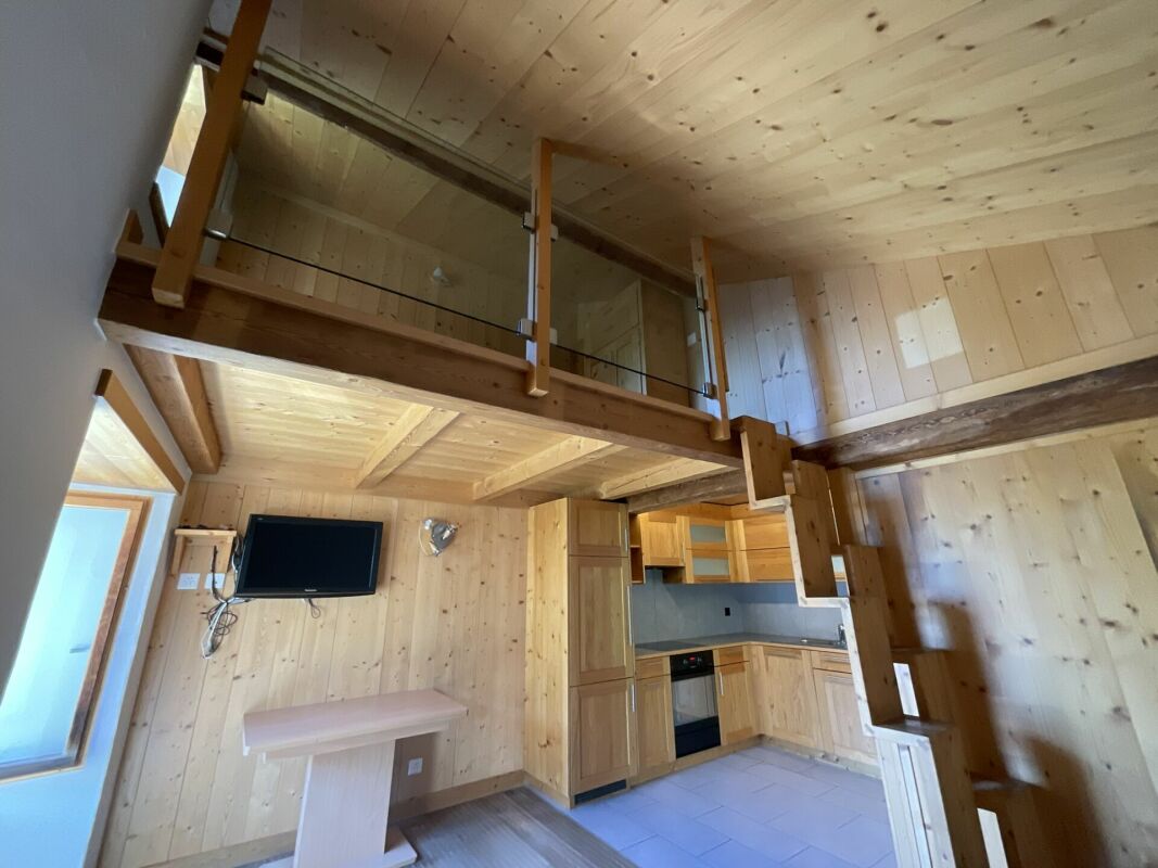 Appartement et terrain à vendre dans le village de Vollèges