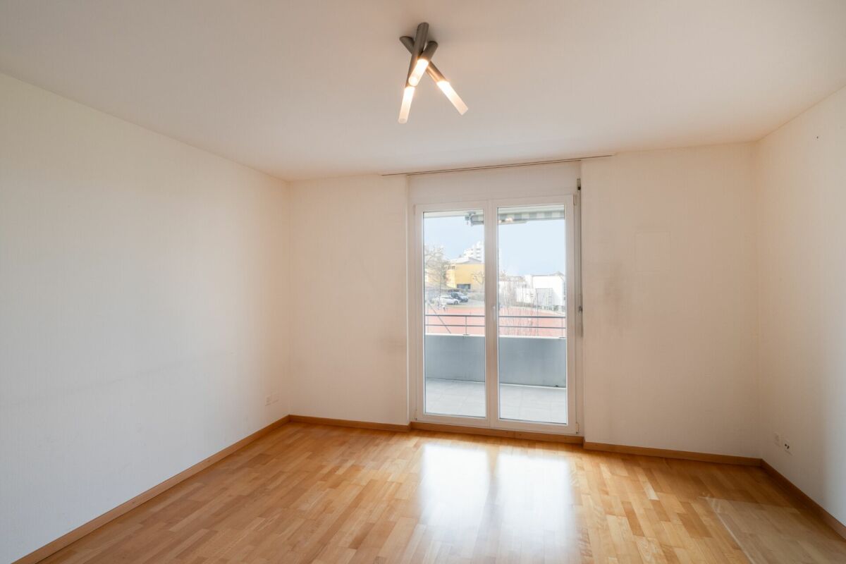 Helle Wohnung mit grossem Balkon und Hobbyraum in familienfreundlichem Quartier