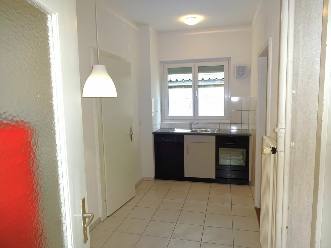 Zentrale Wohnung in Seenähe