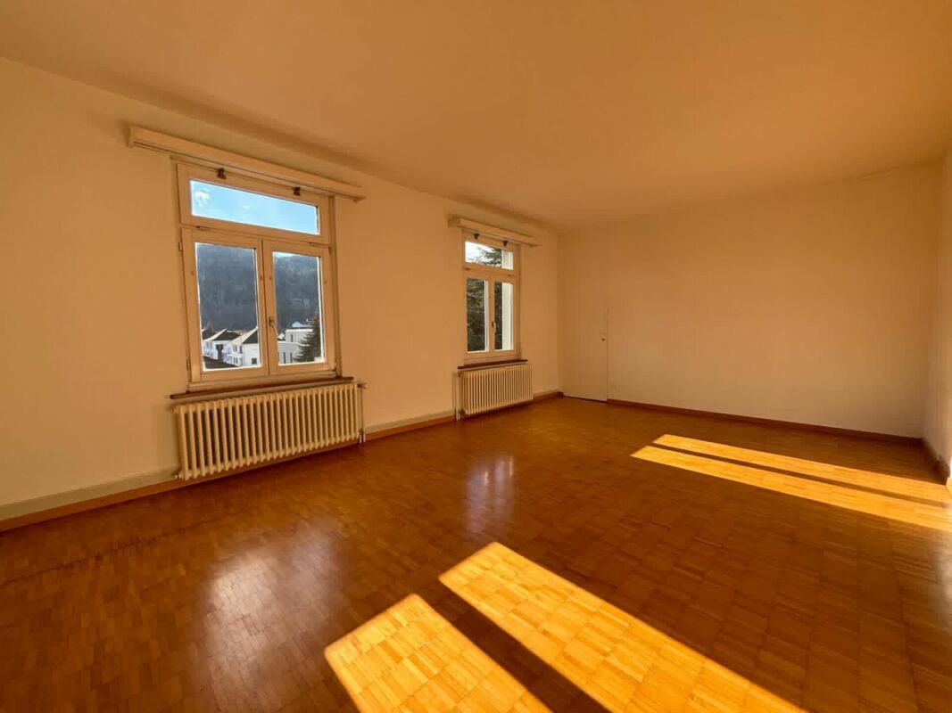Schöne Dachwohnung im Dorfkern