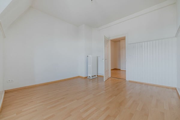 Einzigartige Dachwohnung in Seenähe 11